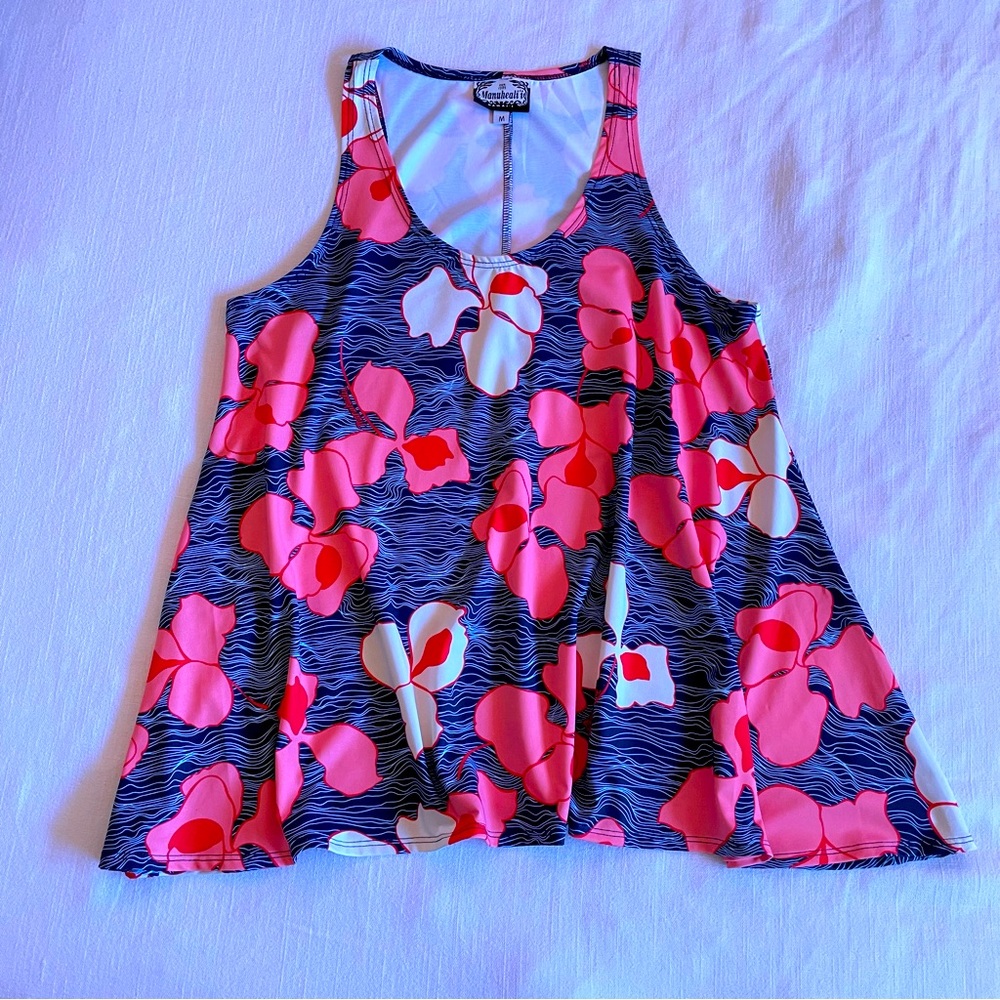 Manuheali’i A-Line Kaylie Tank, Blue/ Red Aloha Hawaiian Island Print, size M